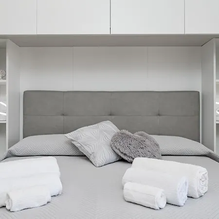 Apartment Pedra Rosa Tavolara -by And Service Golfo Aranci